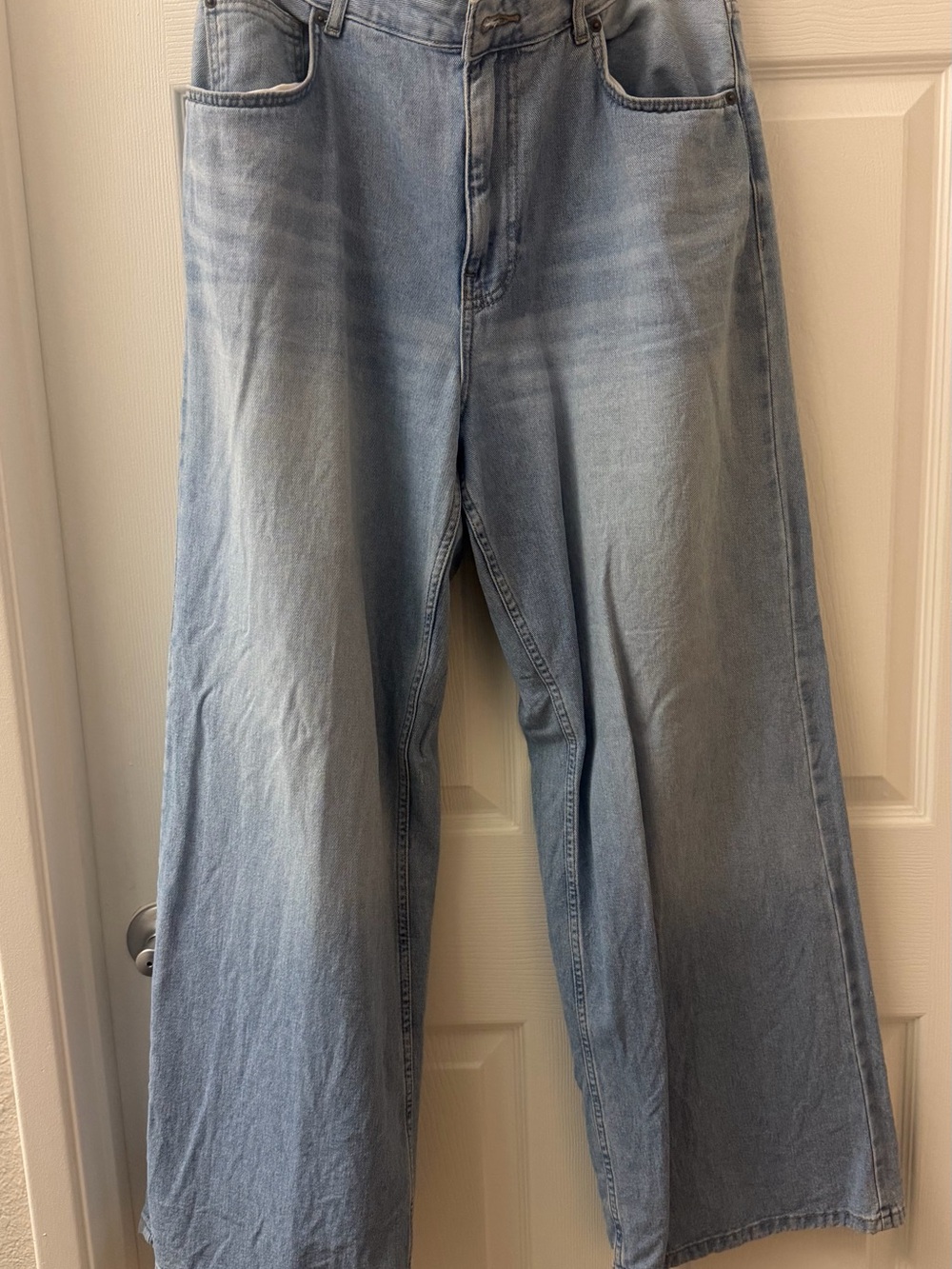Urban Outfitters BDG Wide-Leg High Rise Jeans